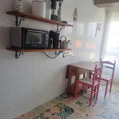 Apartamento En Plentzia En Barrio Muy Tranquilo Con Aparcamiento Gratuito Y Al Lado Del Metro
